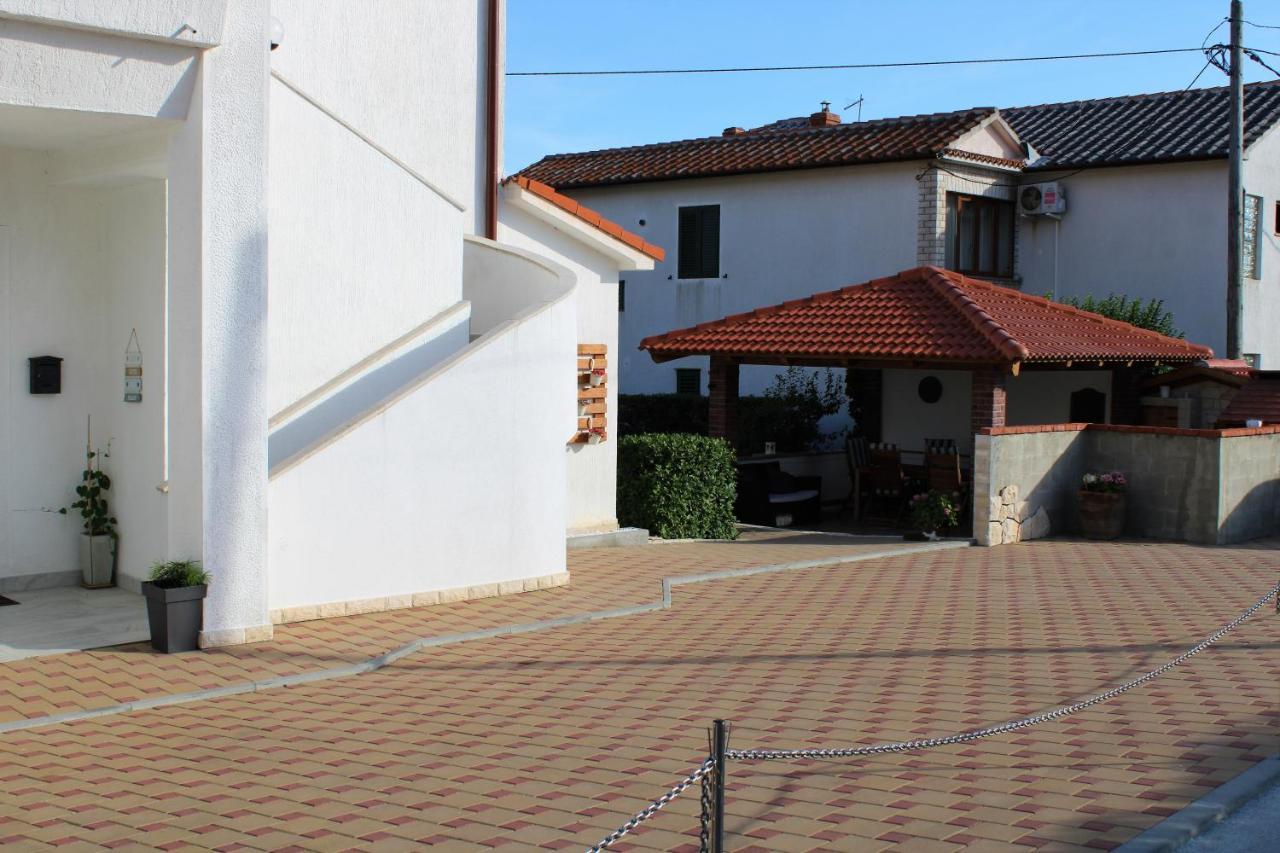 Apartmani B&S Barbat na Rabu Екстер'єр фото