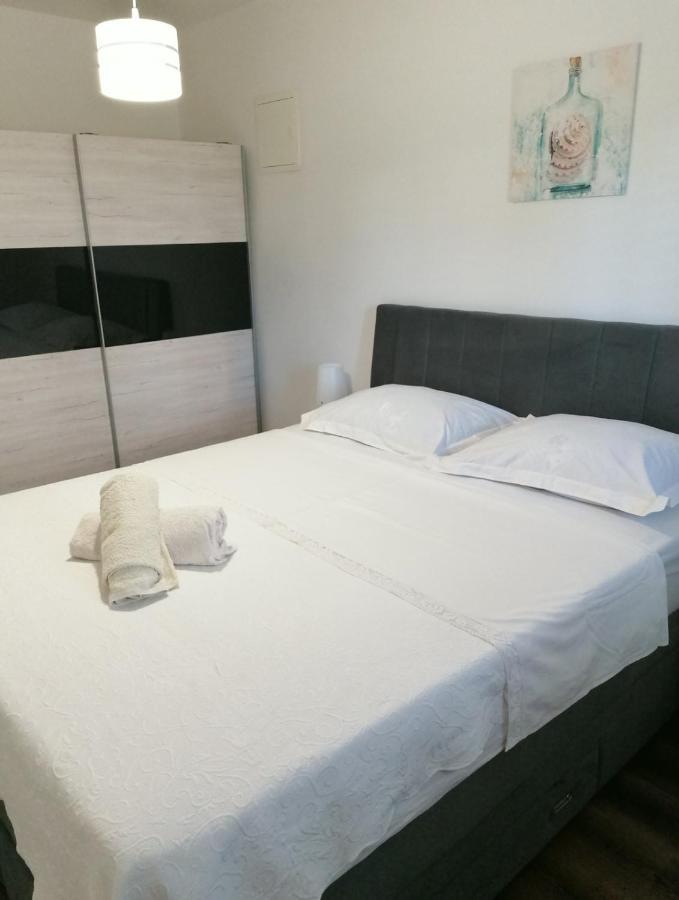 Apartmani B&S Barbat na Rabu Екстер'єр фото